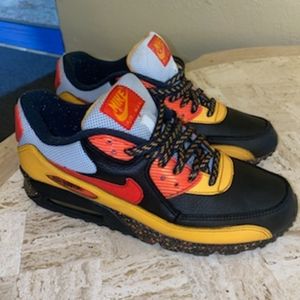 Nike Air Max 90 Sertig
Pack